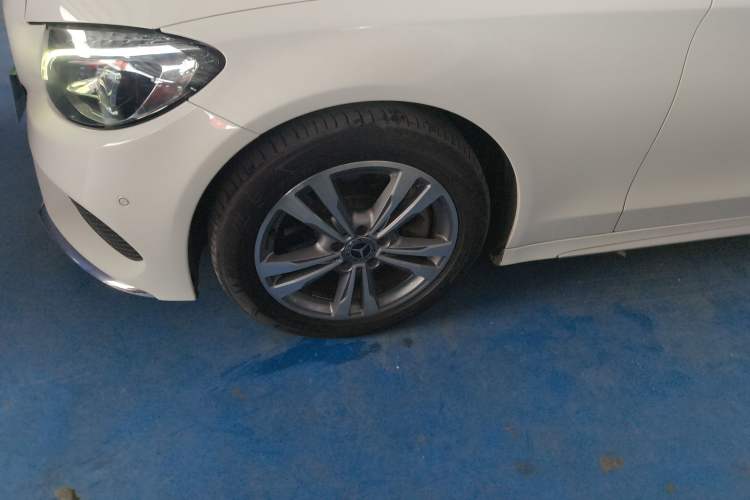 Used Mercedes-Benz C-Class 2018 C 200 L Sport Edition Left Front Wheel Hub
