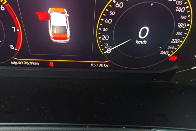 Used Volkswagen Magotan 2021 330TSI DSG 30th Anniversary Edition Odometer Close Up