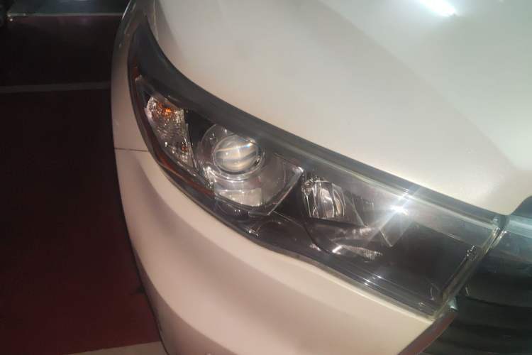 Used Toyota Highlander 2015 2.0T Four-Wheel Drive Luxury Edition 7-Seater Right Front Headlight