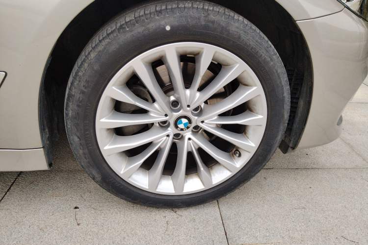 Used BMW 5 Series 2020 525Li Luxury Package
