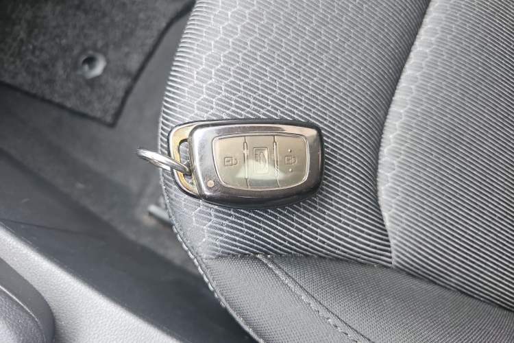 Used Hyundai Elantra (6th Generation / Lingdong) 2016 1.6L Automatic ZhiXuan – Elite Version
