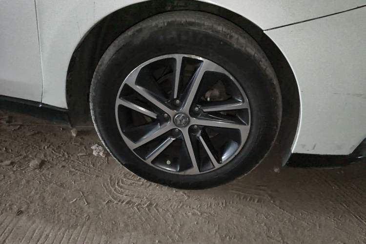 Used Venucia D60 2018 1.6L Manual Smart Connect Elite Edition