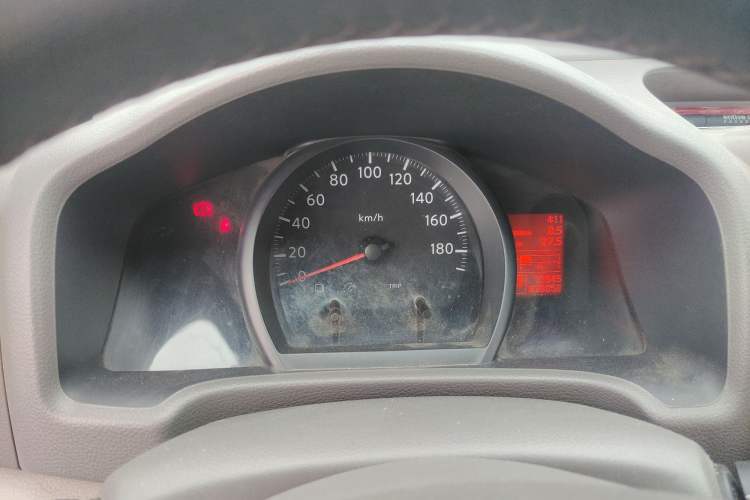 Used Nissan NV200 2018 1.6L CVT Luxury Model Instrument Cluster