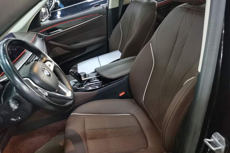 Used BMW 5 Series 2021 530Li Leading Luxury Package Left Front Seat