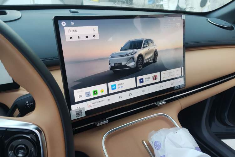 Used Geely Galaxy Xingjian 7 EM-i 2025 120km Flagship Edition Audio And AC Panel