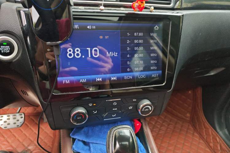 Used Dongfeng Fengon 580 2017 1.5T CVT Luxury Model
