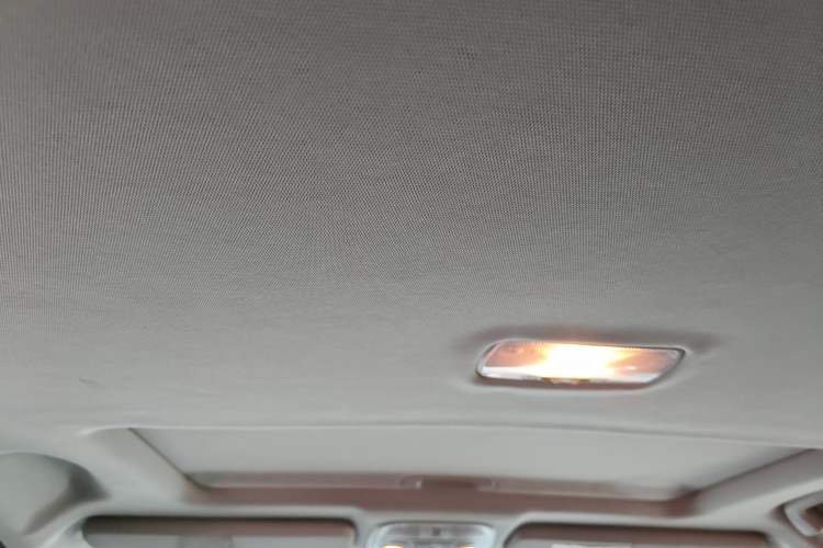 Used Haval H6 2016 Upgraded Model 1.5T Automatic Two-Wheel Drive Elite Version Headliner