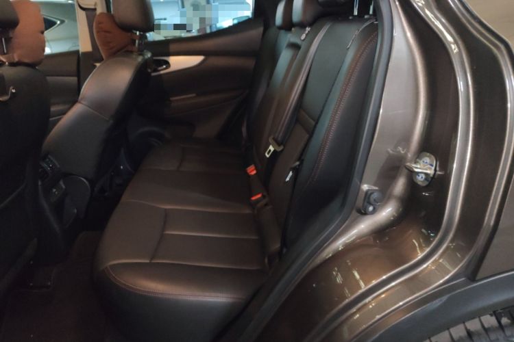 Used Nissan Qashqai 2022 2.0L CVT XV Premier Luxury Edition Left Rear Seat