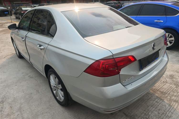 Used Volkswagen Bora 2016 1.6L Manual Comfort Model Rear Left 45 Deg