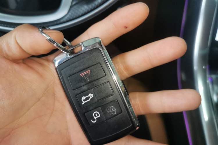 Used Land Rover Range Sport 2022 3.0 L6 YAO Black Edition
