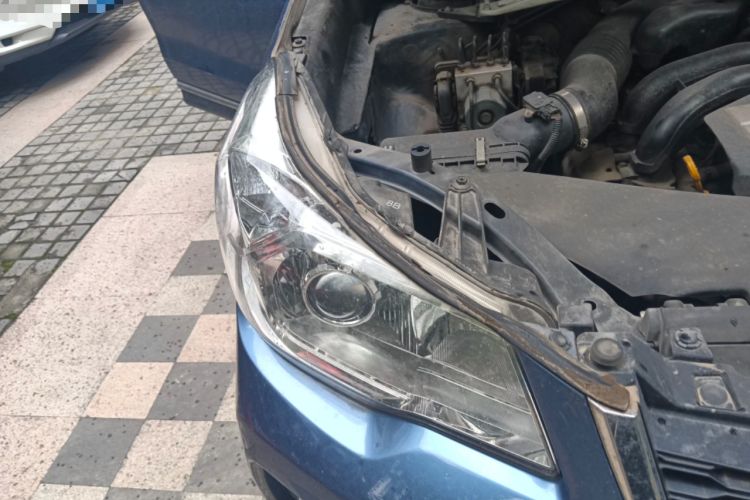 Used Subaru Forester 2015 2.0i Special Edition Commemorative Model Right Front Headlight