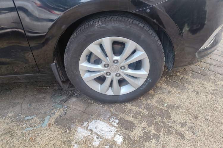 Used Changan Eado 2012 1.6L Manual Luxury Model China IV Standard
