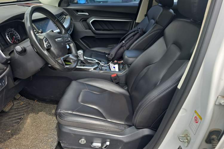 Used Haval H6 2017 Blue Label 1.5T Automatic Two-Wheel Drive ZhiShang Model Left Front Seat