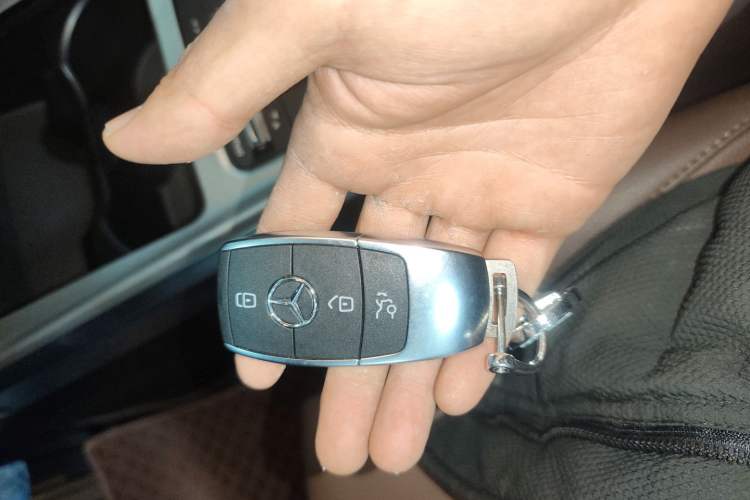 Used Mercedes-Benz GLB 2021 GLB 200 Fashion Model Interior 1