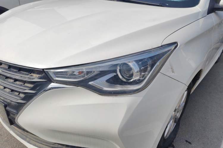 Used Changan Alsvin 2019 1.5L DCT Comfort Model China VI Standard