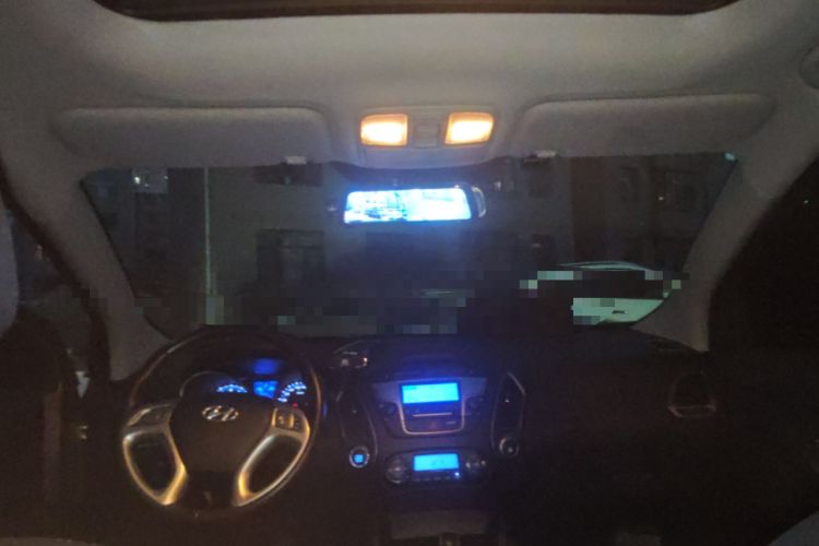 Used Hyundai ix35 2015 2.0L Automatic 2WD Smart Version China V Standard
