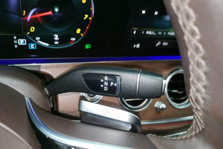 Used Mercedes-Benz E-Class 2023 Updated E 300 L Fashion Edition
