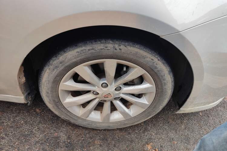 Used Roewe i6 New Energy 2017 45T Hybrid Connect & Smart Enjoyment Edition Right Front Wheel Hub