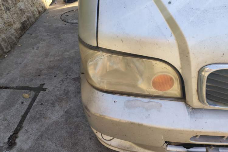 Used Dongfeng Xiaokang K07II 2013 1.0L Base Version Right Front Headlight