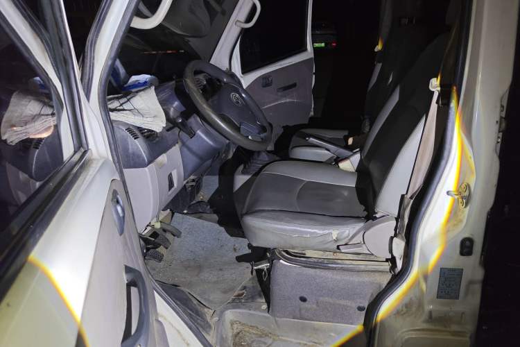 Used Soueast Xiwang 2011 1.3L (Dong'an Engine) Standard Version Left Front Seat