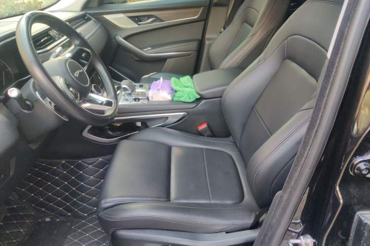 Used Jaguar F-PACE 2021 250 PS
