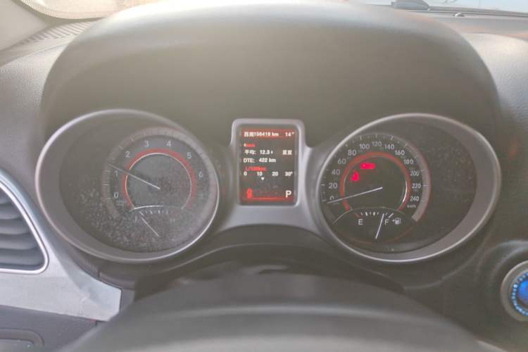 Used Dodge Journey 2013 2.4L Two-Wheel Drive Luxury Version