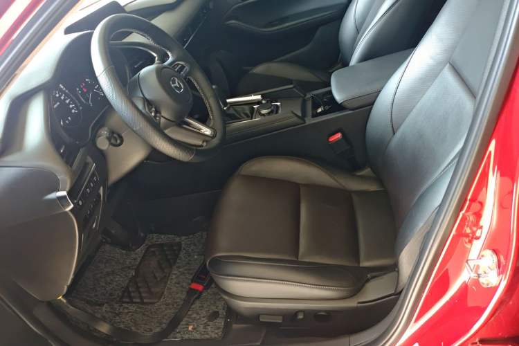 Used Mazda 3 Axela 2021 2.0L Automatic Zhiyao Edition
