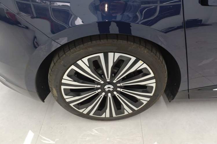 Used Nio ET9 2025 100 kWh
