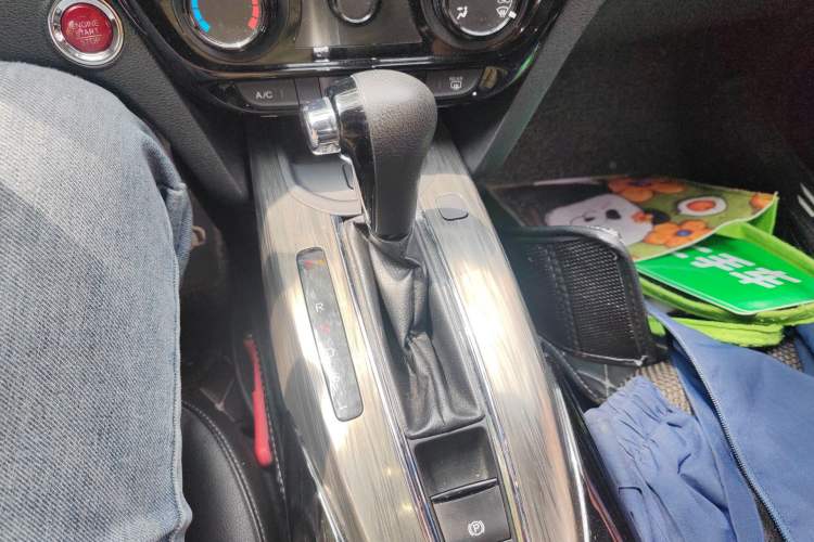 Used Honda XR-V 2017 1.8L EXi CVT Comfort Version
