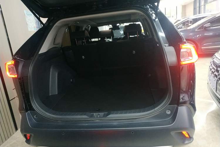 Used Toyota Wildlander 2023 2.0L CVT Two-Wheel Drive Luxury PLUS Edition Trunk