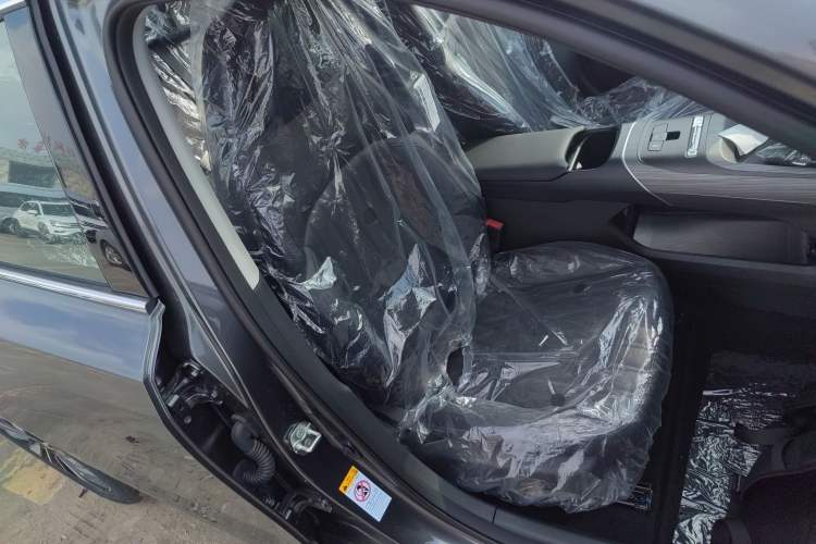 Used Changan Eado PHEV 2025 Smart New Blue Whale 145KM Battleship Edition