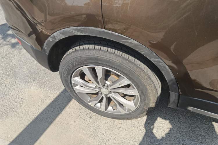 Used Geely Auto Emgrand X7 Sport 2016 1.8TD Manual ZhiShang Model