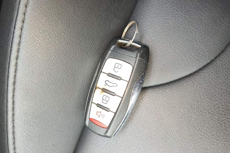 Used Haval H6 2018 Red-Label Sport Edition 1.5T Automatic Two-Wheel Drive Elite Model Vehicle Key