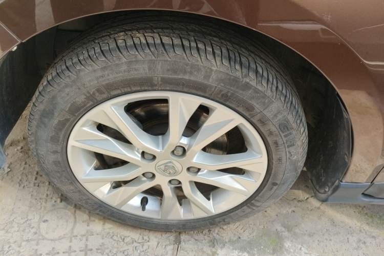 Used Baojun 730 2016 1.5L Manual Comfort Version 7 Seats China V Emission Standard
