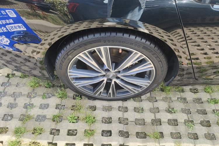 Used Audi A6L 2021 45 TFSI quattro Prestige Dynamic Edition Right Rear Wheel Hub