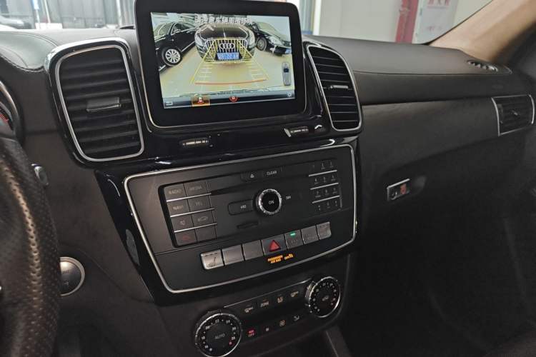 Used Mercedes-Benz GLE 2017 GLE 400 4MATIC
