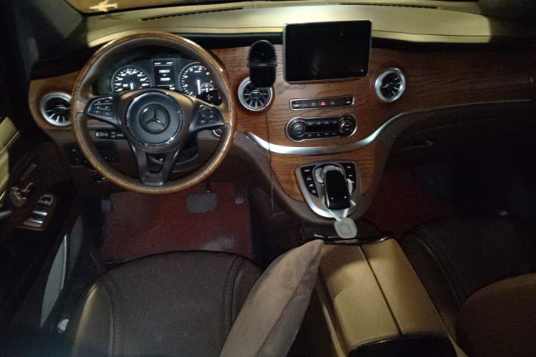 Used Mercedes-Benz Vito 2020 2.0T Business Version 7 Seats
