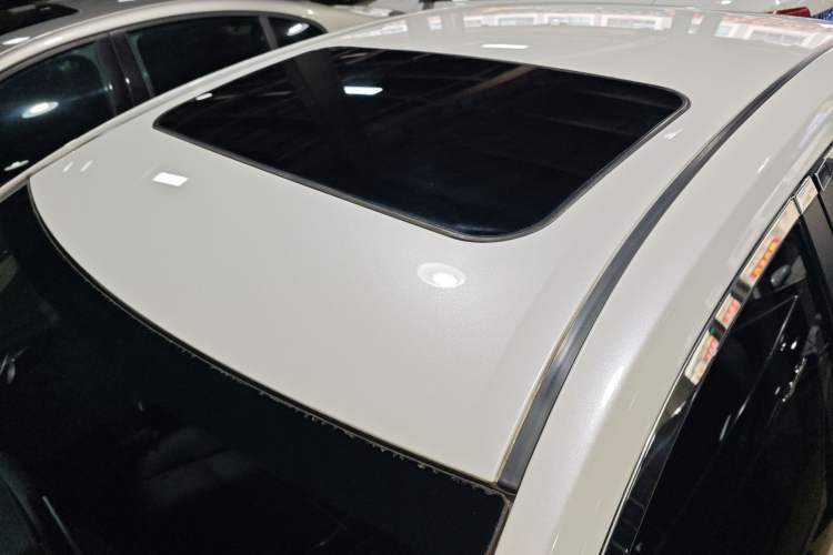 Used Toyota Levin 2017 Revised 185T CVT Elite Edition China V Standard Roof