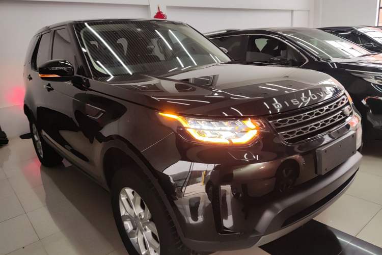 Used Land Rover Discovery 2018 3.0 SC V6 SE Exterior 1