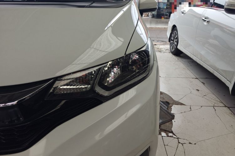 Used Honda Fit 2018 1.5L CVT Comfort Sunroof Version