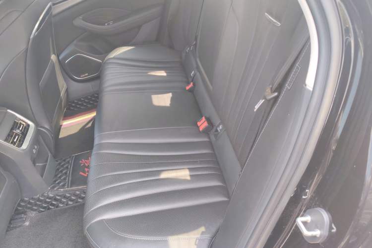 Used Hongqi H5 2023 2.0T Automatic Smart Connect Flagship Edition