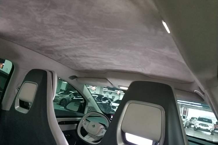 Used Hyptec GT 2023 560 Rear-Drive Tech Edition Headliner