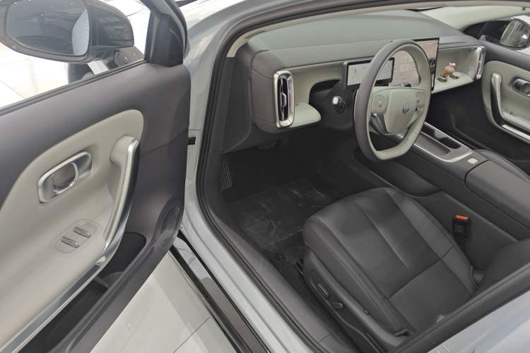 Used Leapmotor B01 2025 550 LiDAR Edition
