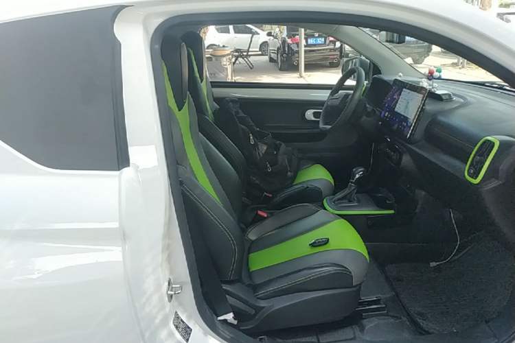Used Roewe Clever 2021 302km Excellence Edition
