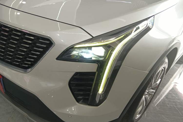 Used Cadillac XT4 2021 28T Two-Wheel Drive Luxury Version Left Front Headlight