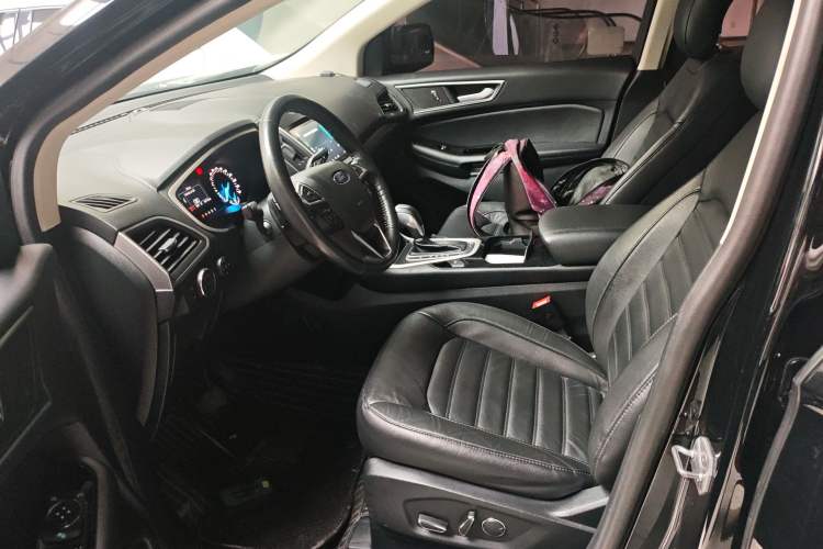 Used Ford Edge 2018 Facelifted EcoBoost 245 Two-Wheel-Drive Platinum Edition 5 Seats China V Emission Standard Left Front Seat