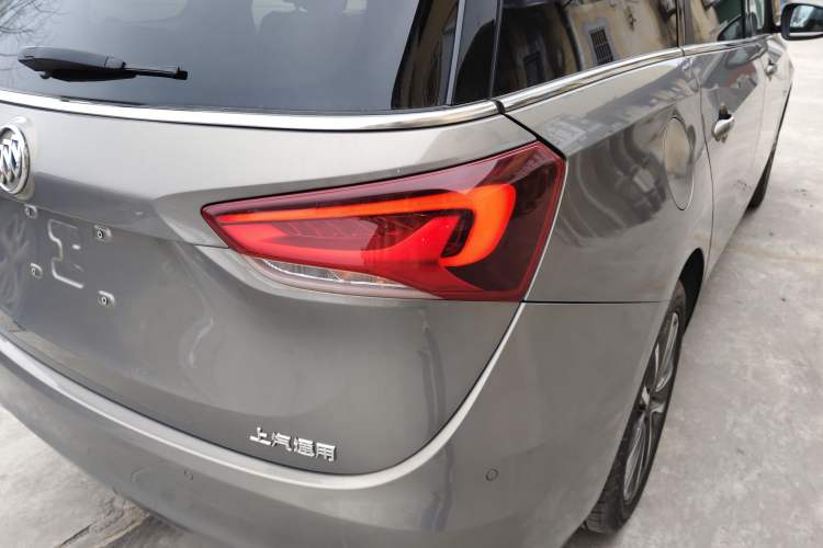 Used Buick GL6 2018 18T 6-Seater Prestige Model
