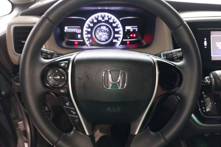 Used Honda Odyssey 2015 2.4L Luxury Edition Steering Wheel