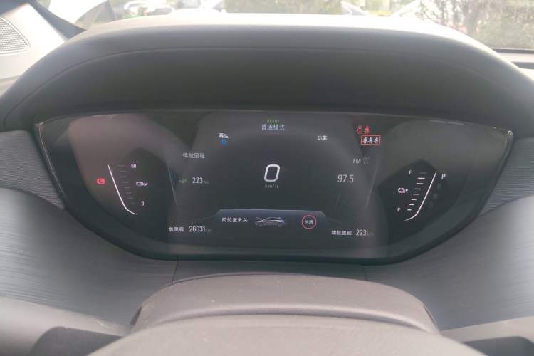 Used Buick Velite 6 2019 Connected Fashion Model