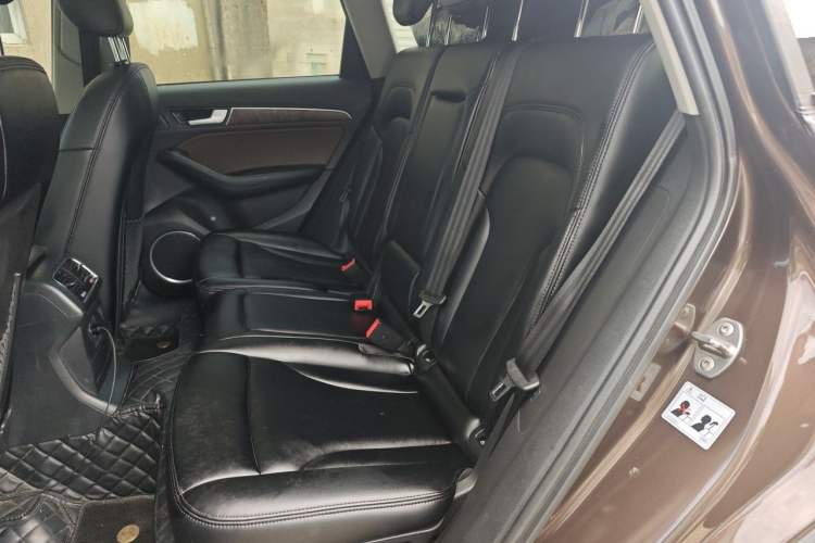 Used Audi Q5 2016 40 TFSI Comfort Model
